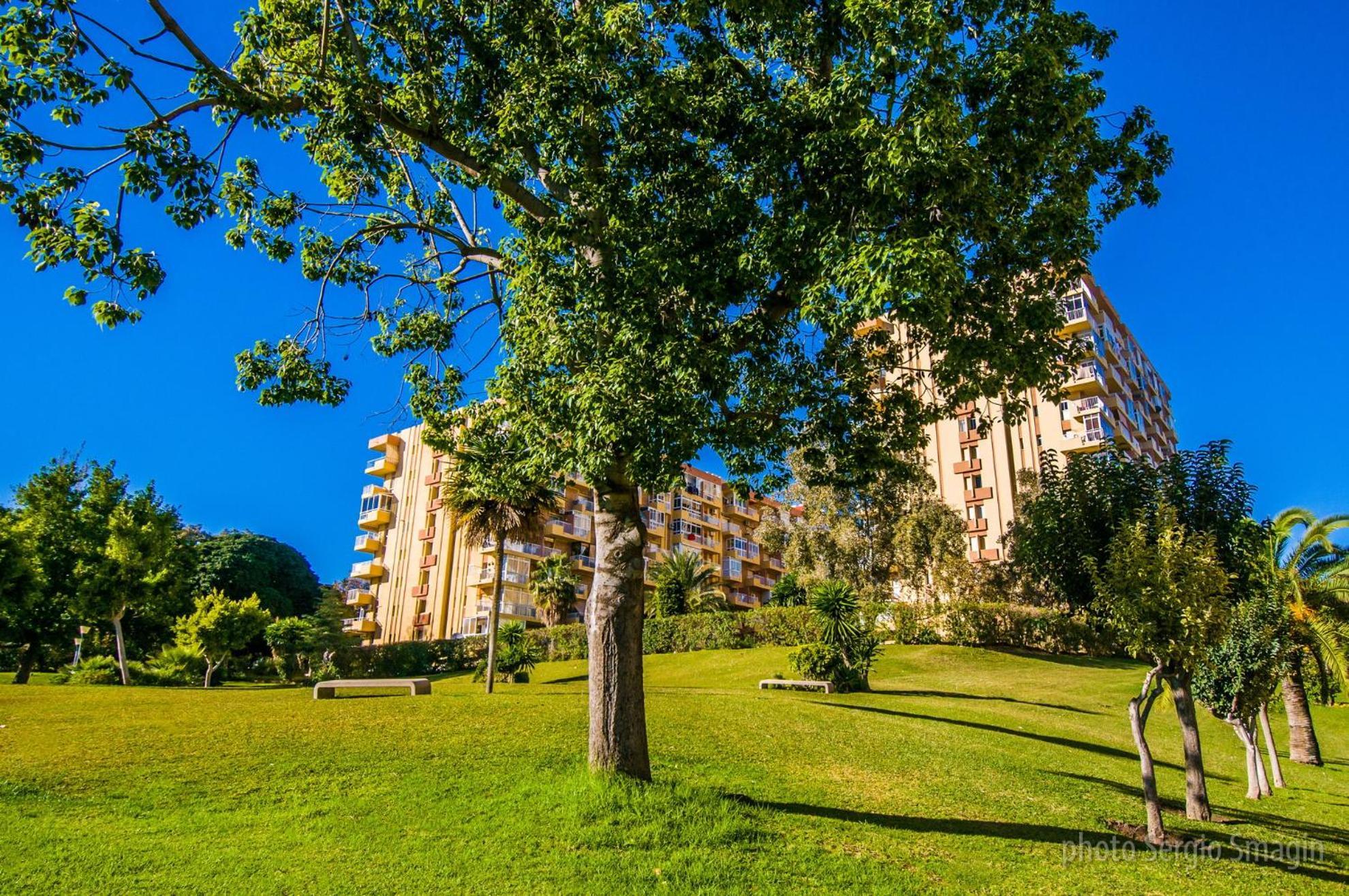 102 Jupiter Apartmentos - EXCELENTE CONEXIÓN WIFI- PISCINA ABIERTA Benalmádena Exterior foto
